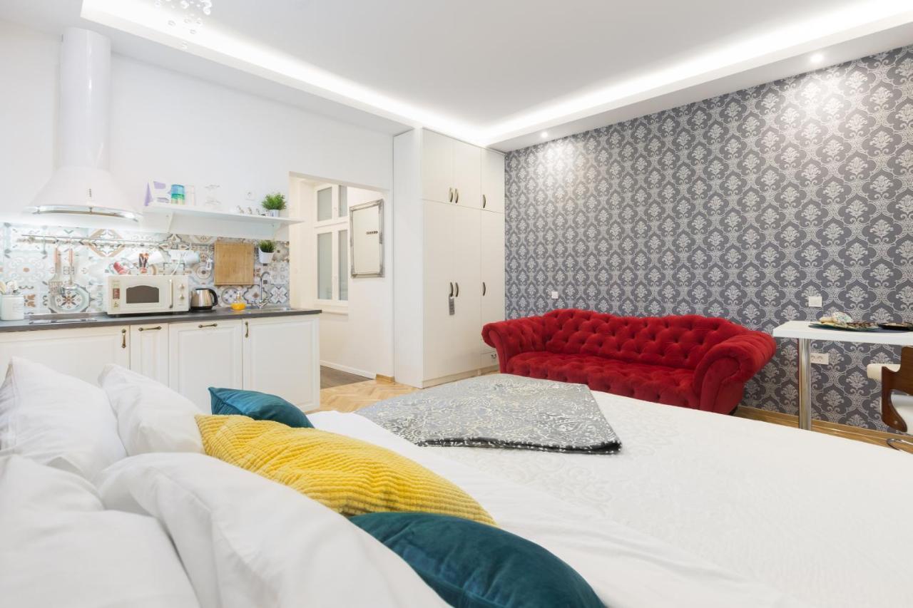 Aurelia Antik Old Hotell Zagreb Exteriör bild